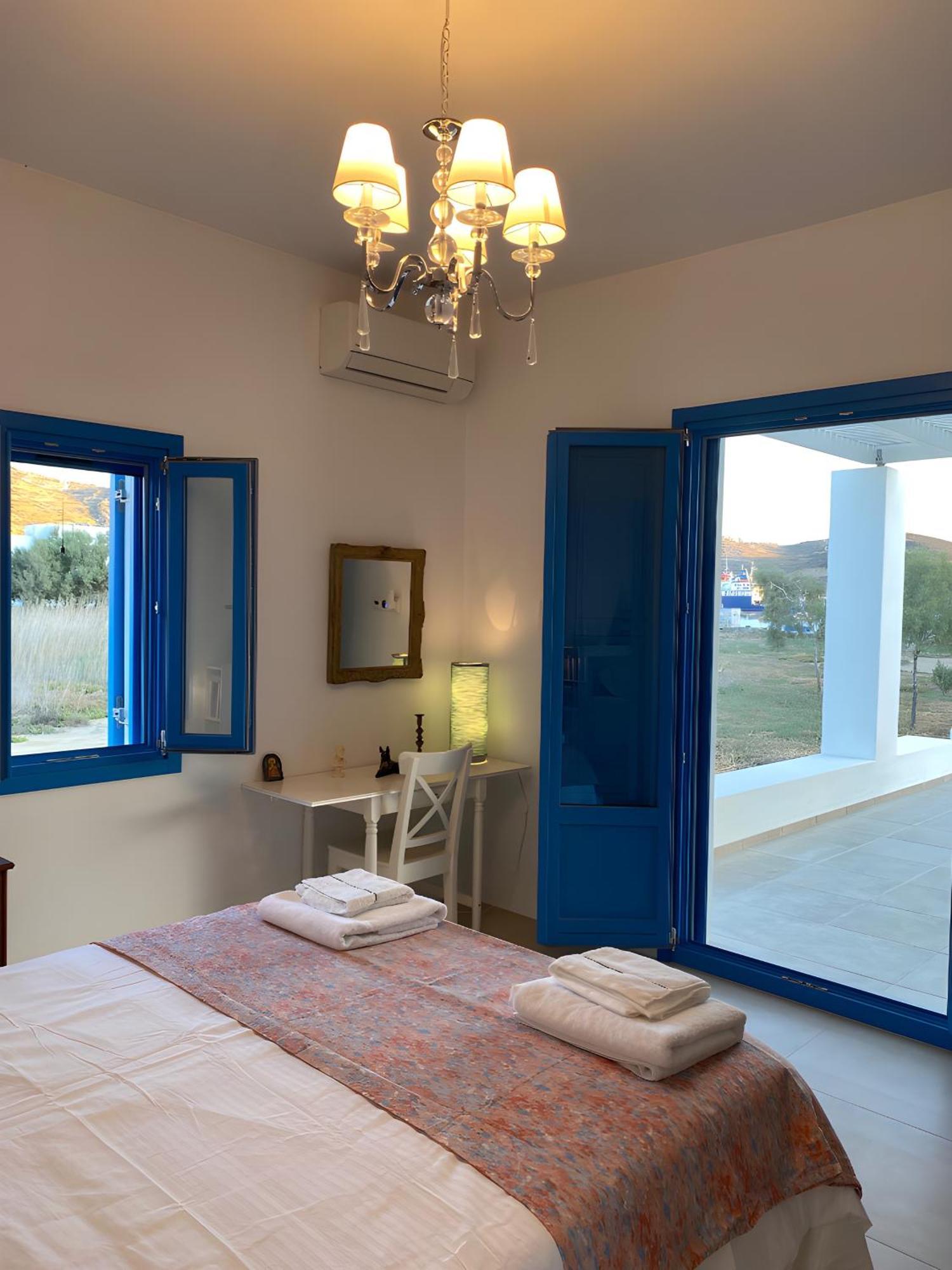 Villa On The Beach, Sarpakis Villa Tzamaria Bagian luar foto